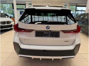 BMW iX1 eDrive20 M Sport+NAVI+SHZ+PA+uvm.