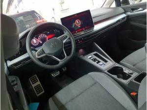 Volkswagen Golf VIII Goal 1.5 eTSI DSG Navi Matrix ACC AHK