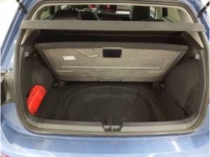 Volkswagen Golf VIII Goal 1.5 eTSI DSG Navi Matrix ACC AHK