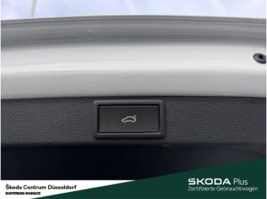 Skoda Octavia Combi Tour 2.0 TDI DSG Panoramadach | Matrix LED-Scheinwerfer