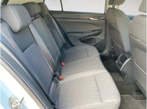 Volkswagen Golf VIII LIFE 1.5TSI NP.37 5JG.HEAD-UP.NAVI.SHZG.LED