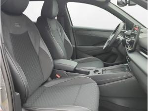 Volkswagen T-Roc R-Line 1.5l eTSI AHK HuD 360° Navi ACC