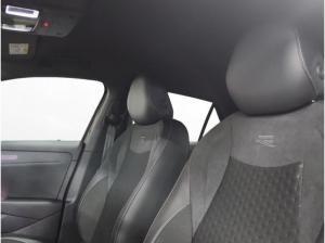 Volkswagen T-Roc R-Line 1.5l eTSI AHK LM"20 AHK IQ.LIGHT