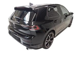 Volkswagen Golf 8 - GTI - DCC PANO AHK  STANDHEIZUNG / 8-fach Bereift / Garantie