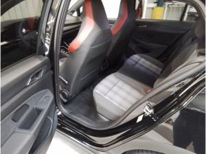 Volkswagen Golf 8 - GTI - DCC PANO AHK  STANDHEIZUNG / 8-fach Bereift / Garantie