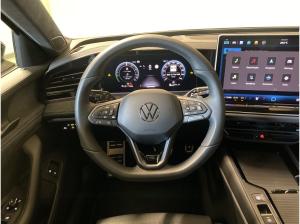 Volkswagen Passat 1.5 eHybrid R-Line *AHK*DCC*HuD*Pano*
