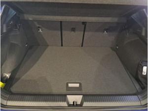 Volkswagen T-Roc R-Line 1.5l eTSI Navi AHK Ganzjahresreifen