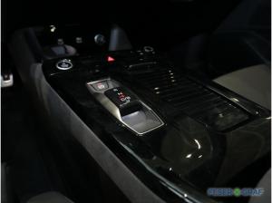 Audi e-tron Q6 SUV S line businessquattro