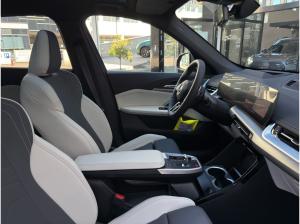 BMW X1 sDrive20i M Sport HUD PANO ACC AHK RFK NAVI