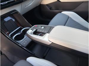 BMW X1 sDrive20i M Sport HUD PANO ACC AHK RFK NAVI