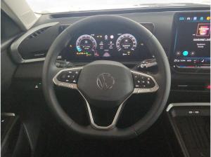 Volkswagen T-Roc Life 1.5 l eTSI AHK Allwetter RFK SHZ ACC