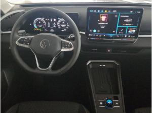 Volkswagen T-Roc Life 1.5 l eTSI AHK Allwetter RFK SHZ ACC