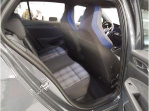 Volkswagen Golf VIII GTE 1.5eTSI DSG HYBRID ACC.5J-G.AHK.AREA-VIEW.NAVI+VC.HUD.LED.APP-C