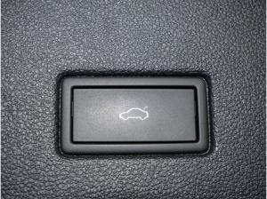 Volkswagen T-Roc 2.0 TDI R-Line 4Motion DCC Navi IQ-LED APP
