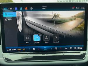 Volkswagen Passat Variant Elegance 1.5 TSI e-Hybrid IQ AREA