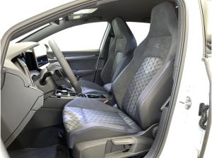 Volkswagen Golf R-Line 1.5 l eTSI DSG*BLACK STYLE