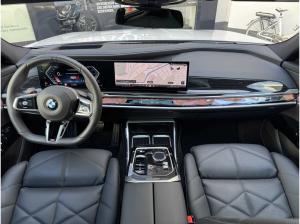 BMW 740 740d xDrive M Sport DA/PA Prof SkyPano TV AHK