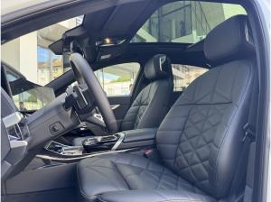 BMW 740 740d xDrive M Sport DA/PA Prof SkyPano TV AHK