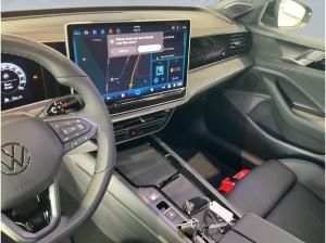Volkswagen Passat 1.5 eHybrid 130kW DSG R-Line VOLLAUSSTATTUNG