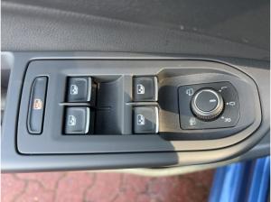 Volkswagen Golf VIII 1.5 eTSI Goal DSG AHK LED Navi