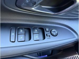 Hyundai BAYON 1.0 T-GDI 90 PS Blackline 7-DCT, LED, Navi, BOSE