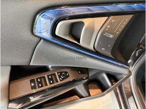 BMW X3 xDrive20d AT Navi Tempom.aktiv Bluetooth PDC HeadUp