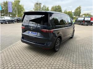 Volkswagen Multivan Life Motor: 2,0 l TDI SCR Getriebe: 7-Gang-Doppelkupplungsgetriebe Radstand: 3124 mm KÜ kurzer Überh
