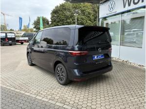 Volkswagen Multivan Life Motor: 2,0 l TDI SCR Getriebe: 7-Gang-Doppelkupplungsgetriebe Radstand: 3124 mm KÜ kurzer Überh