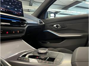 BMW 330 330e xDrive Touring M Sport Pro HUD PANO AHK RFK LM