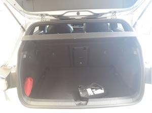 Volkswagen Golf 8 R-Line - AHK Kamera Standheizung Head-Up 8-fach Bereift / Werksgarantie