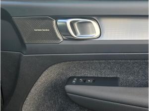 Volvo XC40 B4 Plus Black Edition/360°CAM/LED/FSHZ/