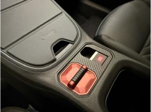 Jeep Avenger Avenger Elektro MJ27-SUMMIT 156PS AT FWD