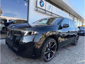BMW iX3 40 M Sportpaket 21-Zoll/AHK/IconicGlow/22kWh