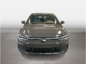 Volkswagen Golf VIII GTD 2.0 TDI DSG AUT LED LM PDC SHZ