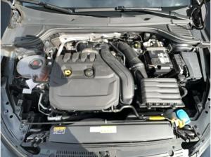 Volkswagen Golf Style 1.5 eTSI DSG ACC LED KAMERA NAVI