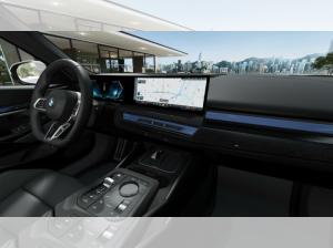 BMW i5 xDrive40 Touring*Vorführwagen mit 31%=32.130 EUR brutto Nachlass* Übernahme April 2027