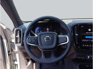 Volvo XC40 B3 Plus Dark Automatik Lagerwagen