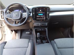 Volvo XC40 B3 Plus Dark Automatik Lagerwagen