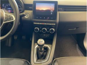 Renault Clio INTENS TCe 90 8 FACH BEREIFT