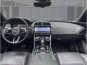 Jaguar XE P250 S Start/Stopp Kamera Pano Sitzheizung