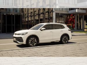 Volkswagen Tiguan 1.5 eHybrid OPF 110kW DSG R-Line