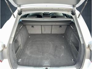 Audi A4 Avant 45 TFSI qu. S tr. PANO AHK 360 ACC 19
