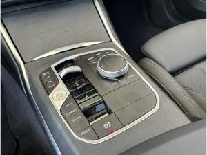 BMW 320 i Touring *M Sport* AHK * Pano * 360 Grad * ACC *