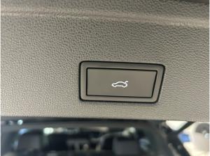 Volkswagen Touareg R-Line 3.0 TDI V6 Automatik 4Motion