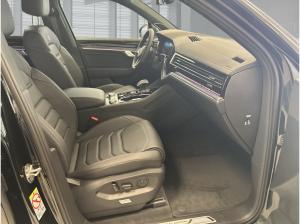 Volkswagen Touareg R-Line 3.0 TDI V6 Automatik 4Motion