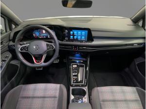 Volkswagen Golf VIII GTI 2.0 TSI DSG RearView Sitzhzg Klima