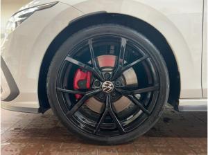 Volkswagen Golf VIII GTI 2.0 TSI DSG RearView Sitzhzg Klima