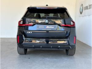 BMW iX1 eDrive20 * sofort verfügbar *M Sport* 360 Grad Kamera * ACC * Head-Up*