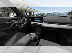 BMW iX1 eDrive20 *M Sport* Bestellaktion mit Lieferung im Jahr 2027 *
