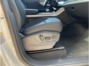 Audi Q8 50 TDI qu Matrix Pano StandHzg 360°Kamera HuD AHK